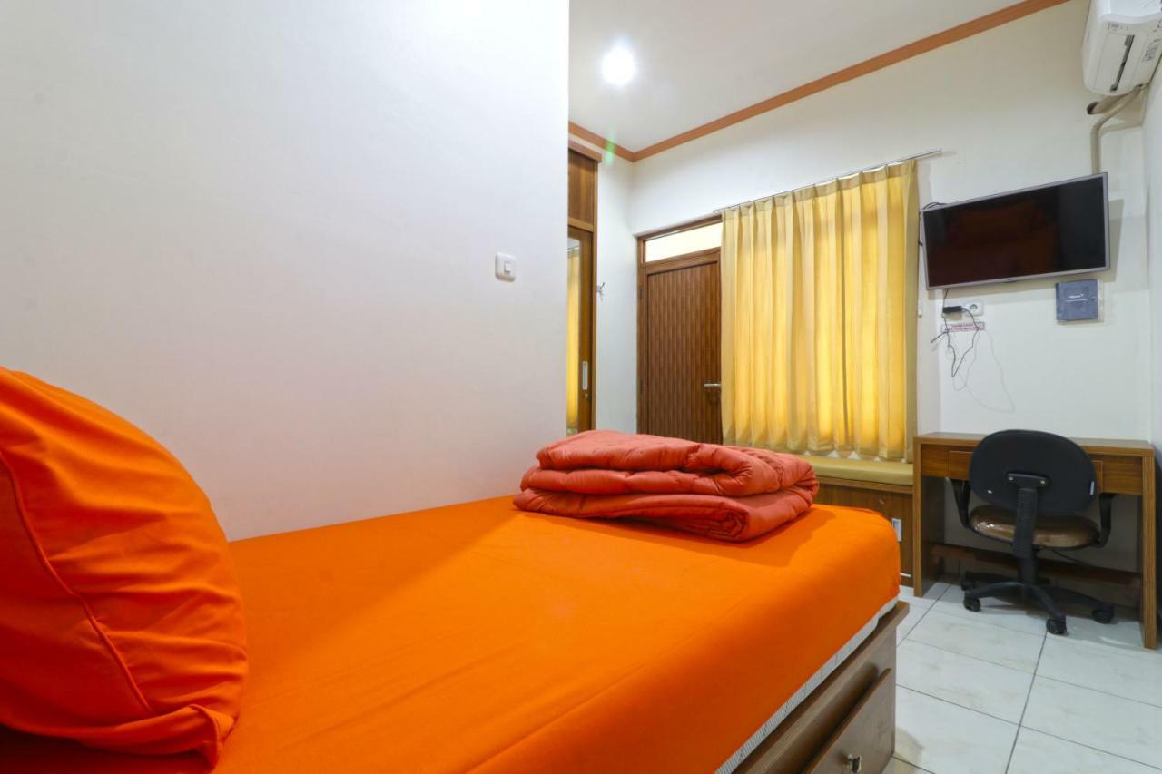 Gasthuis Kost Amanah Jakarta